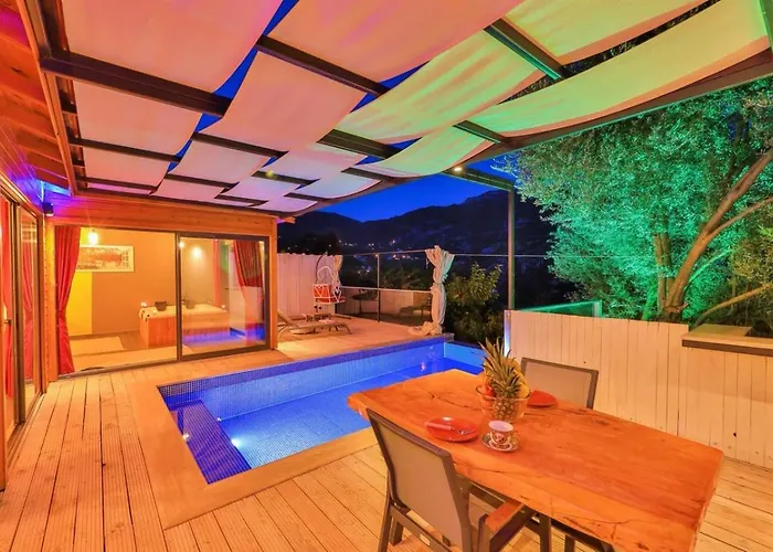 İslamlar 1 Bedroom Secluded With Private Pool Hot Tub Villa