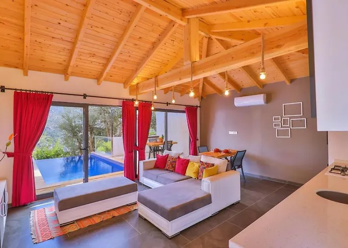 Villa İslamlar 1 Bedroom Secluded With Private Pool Hot Tub Kalkan